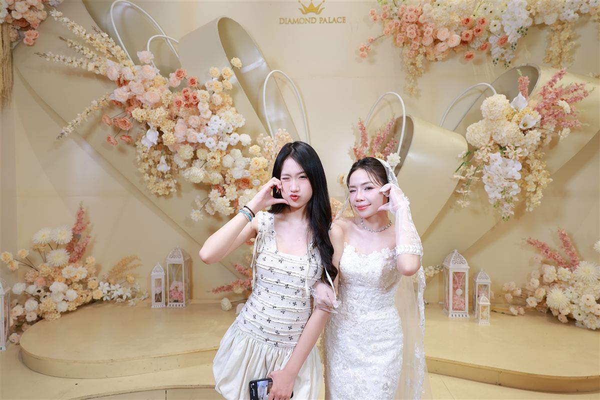 Photobooth tiệc cưới Diamond Palace — ảnh 9