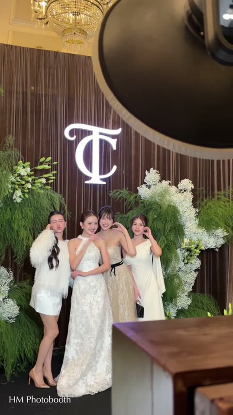 Đám cưới KOC Quỳnh Chi có photobooth HM
